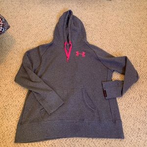 Under armor sweat shirt